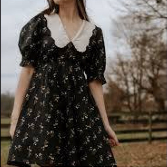 Christy Dawn Mischa Dress in Noir Dancing Chamomile - Picture 4 of 15
